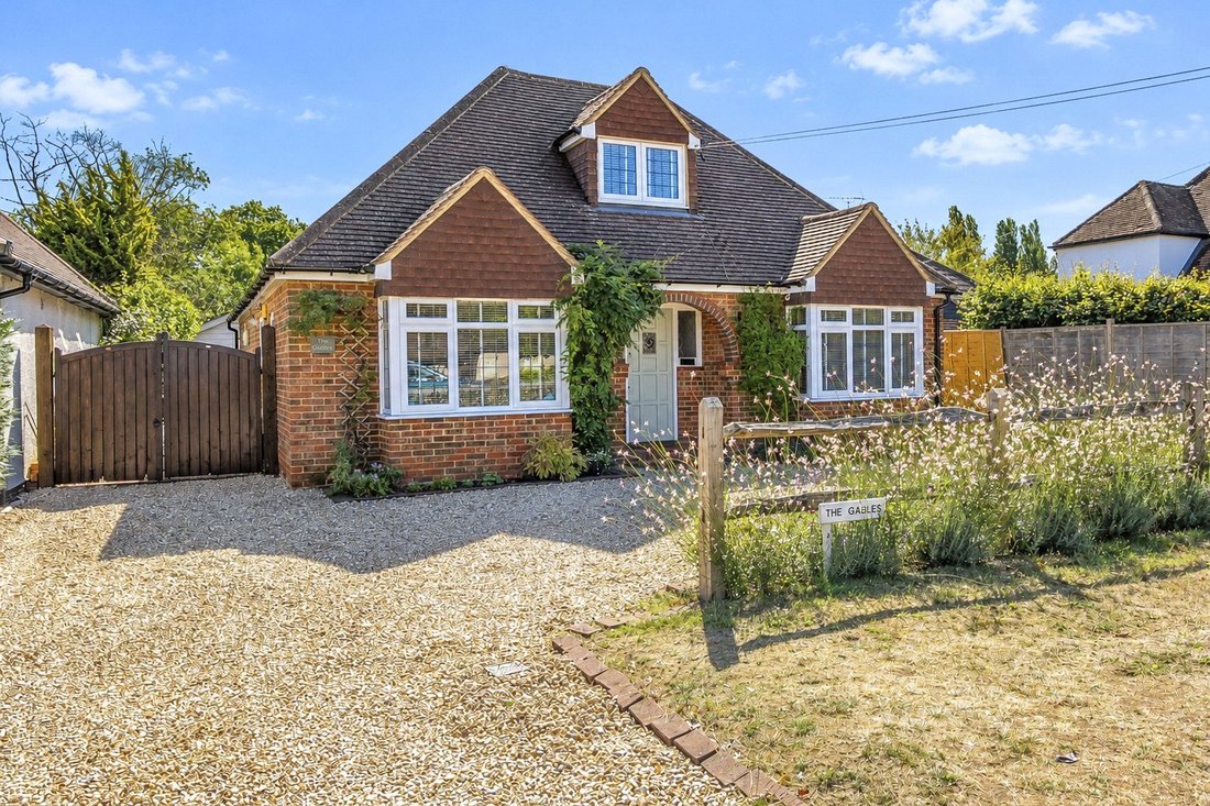 House in Send, England 1 - 19124537