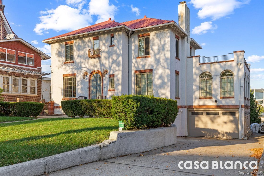 House in New York, New York, United States 1 - 19124871