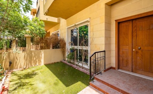 Villa in JVC / Jumeirah Village Circle, Dubai, United Arab Emirates 1