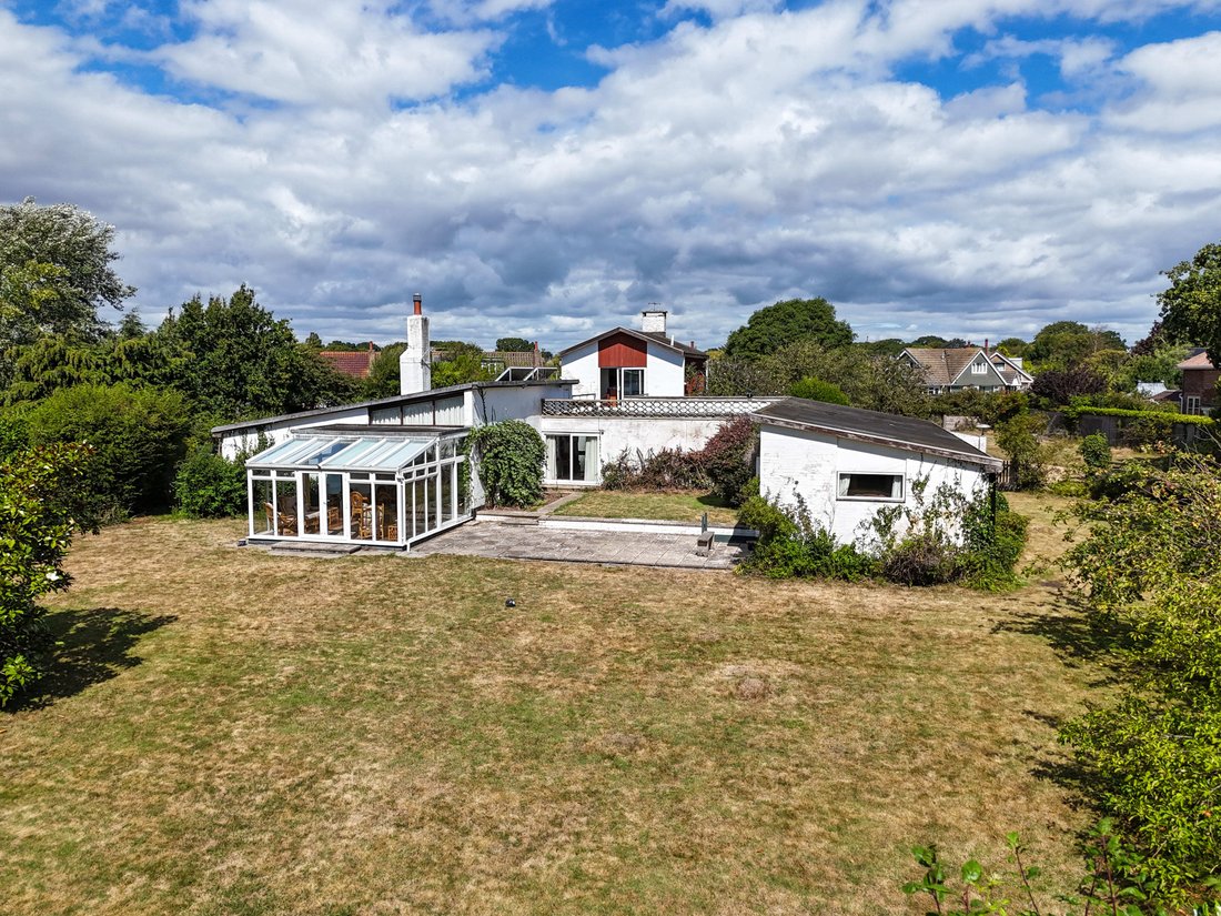 House in New Forest, England 3 - 19124411
