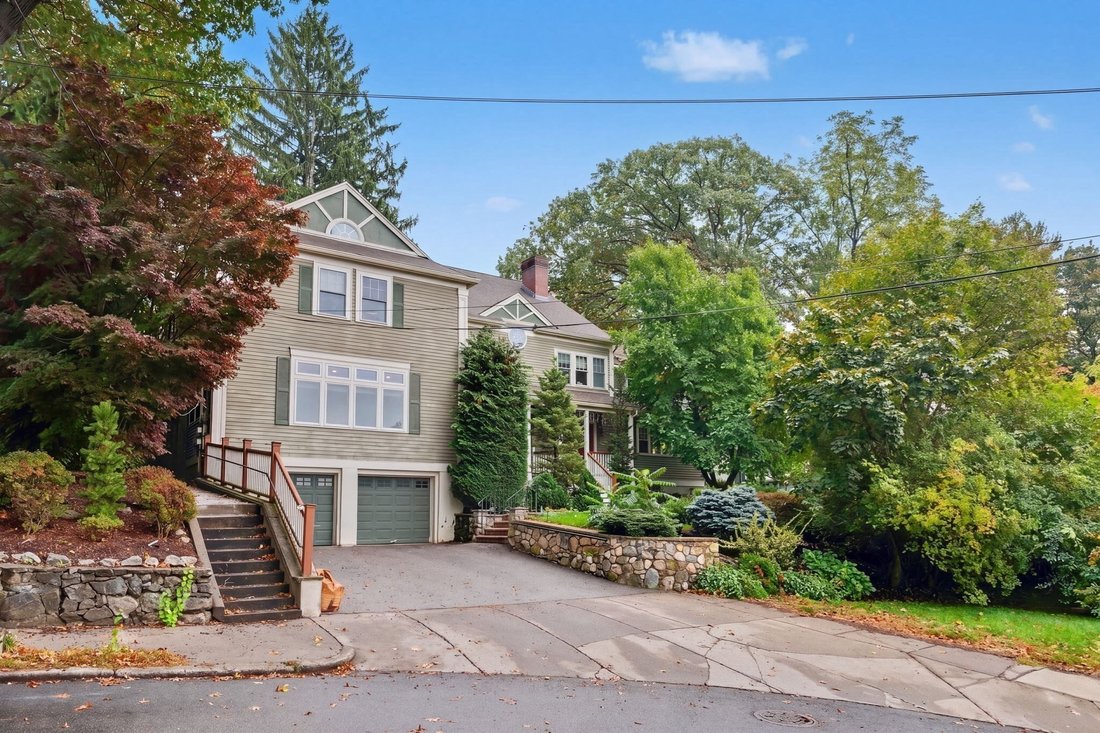 House in Newton, Massachusetts, United States 2 - 19128218