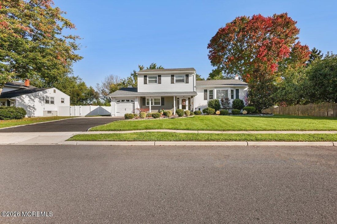 House in Old Bridge Township, New Jersey, United States 3 - 19123319