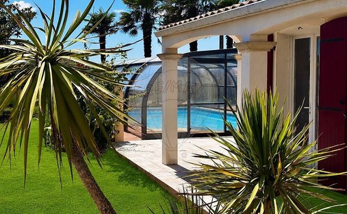 Villa en Le Gua, Nueva Aquitania, Francia 1