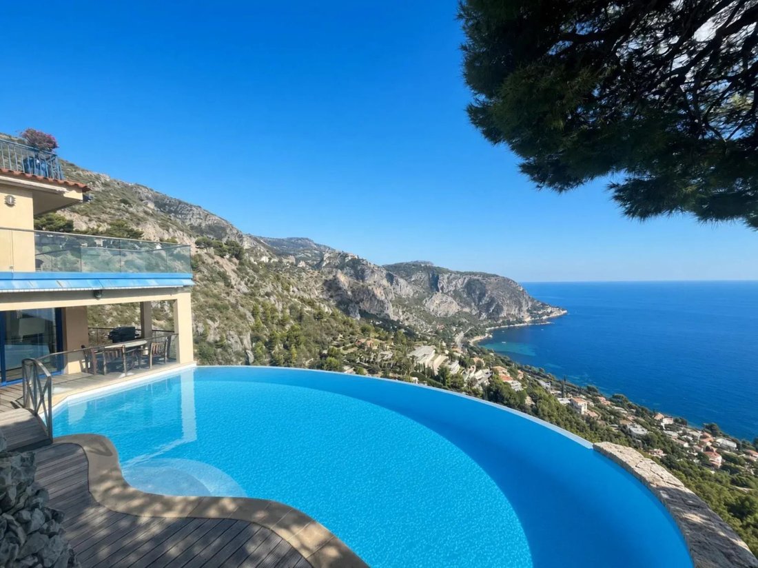 Villa in Èze, Provence-Alpes-Côte d'Azur, Frankreich 1 - 14715457