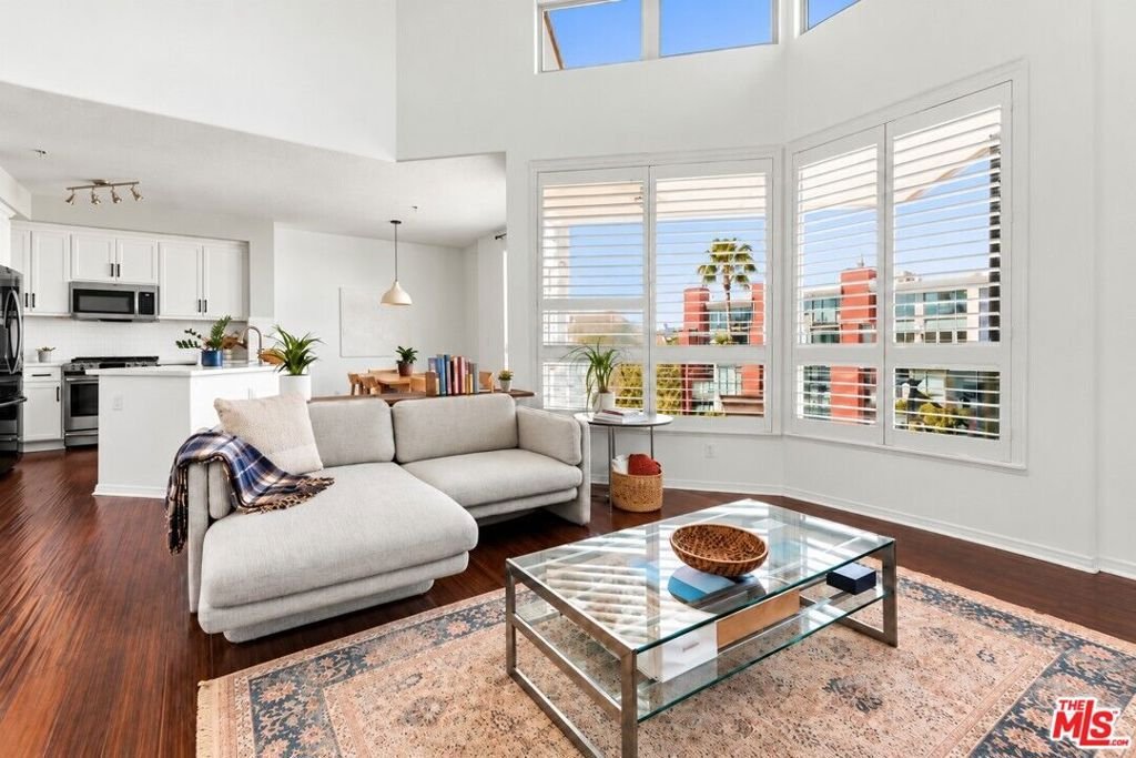 Condominio a Los Angeles, California, Stati Uniti 2 - 19131959