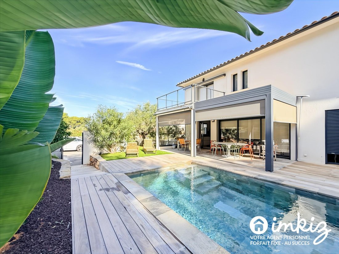 House in Beaucours-La Gorguette-La Morvenede, Sanary-sur-Mer, France 3 - 19122050