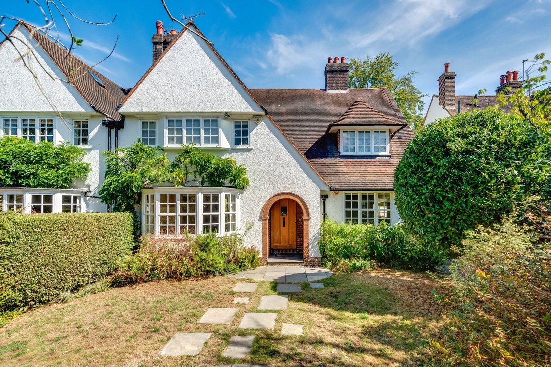 Maison à Temple Fortune, Borough londonien de Barnet, Angleterre 1 - 19134889