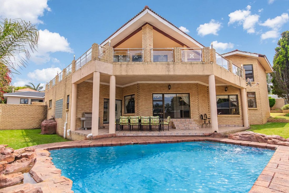 Casa en Midrand, Gauteng, Sudáfrica 1 - 19128776