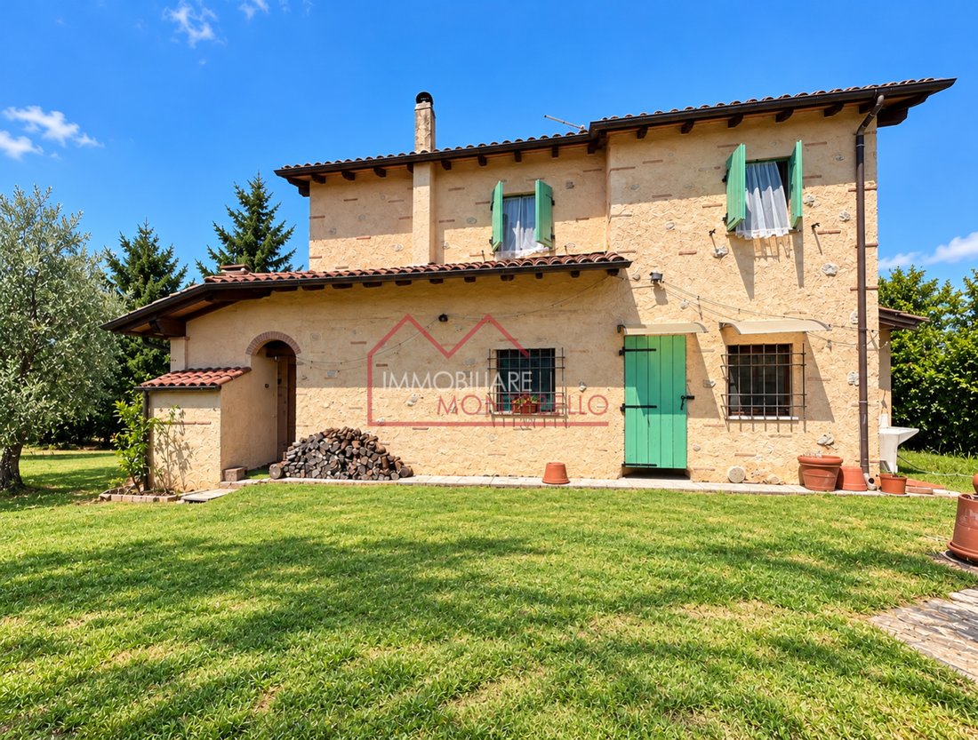 Autres à Camaiore, Toscane, Italie 4 - 18321422