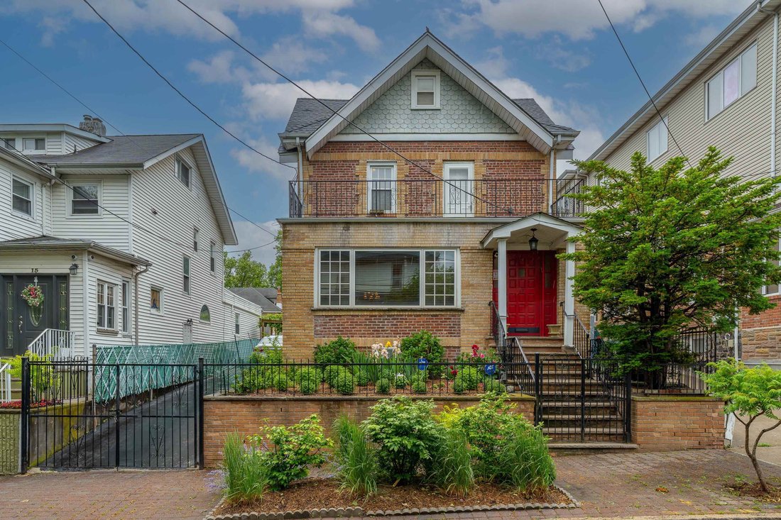 Casa a North Bergen, New Jersey, Stati Uniti 1 - 19120866
