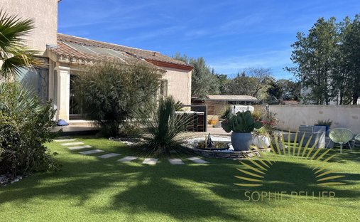 Casa a Thézan-lès-Béziers, Occitania, Francia 1