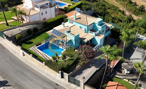 Villa a Olhos de Agua, Algarve, Portogallo 1