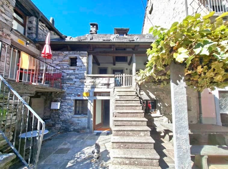 House in Aurigeno, Maggia, Ticino 2 - 19134780