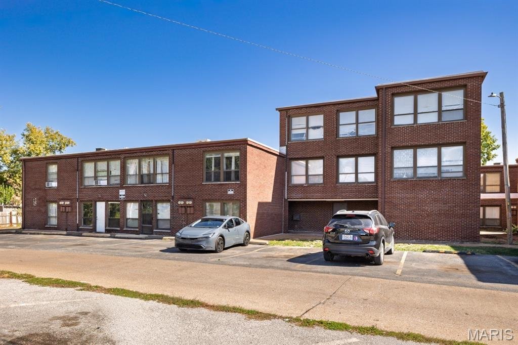 St. Louis, Missouri, United States 5 - 19124988