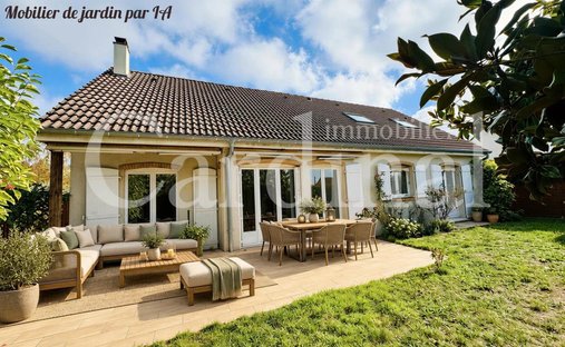 Casa en Le Parc et la Tuilerie, Noisy-le-Roi, Francia 1