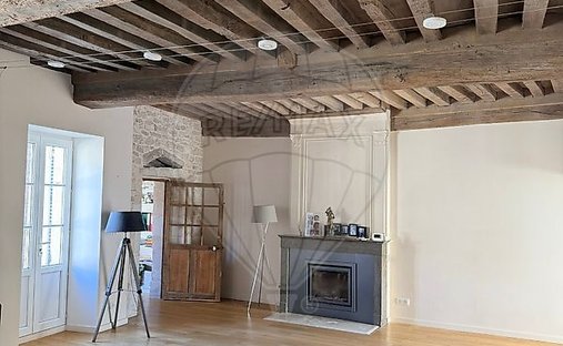 Apartment in Nuits-Saint-Georges, Bourgogne – Franche-Comté, France 1