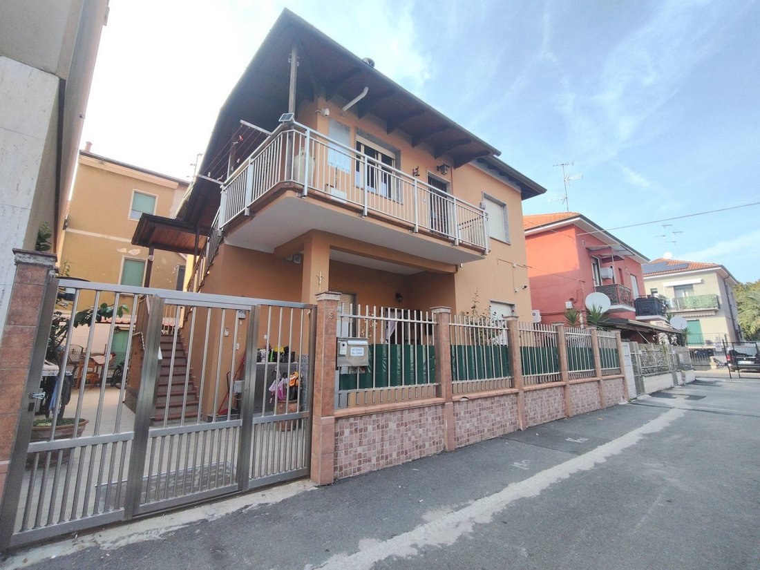 Haus in Balsamo, Cinisello Balsamo, Lombardei 2 - 19133158