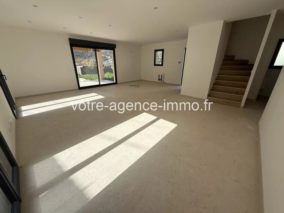 Maison à Tourrette-Levens, Provence-Alpes-Côte d'Azur, France 3 - 19121786