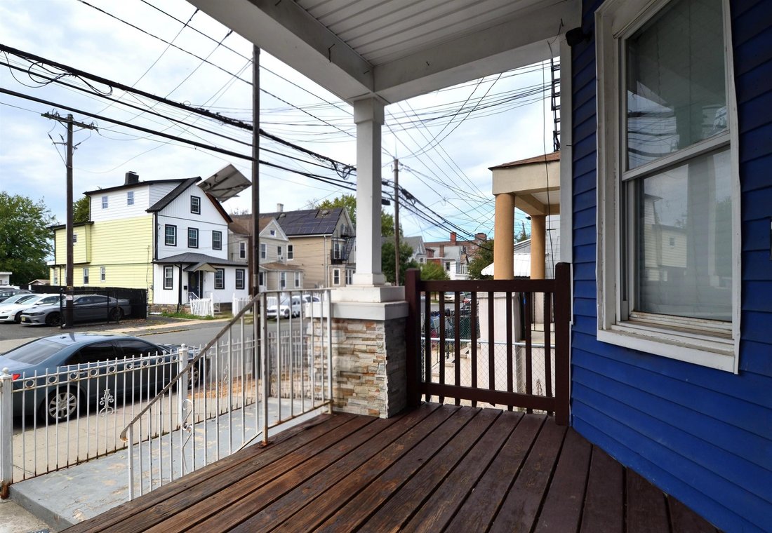 House in Elizabeth, New Jersey, United States 3 - 19120942