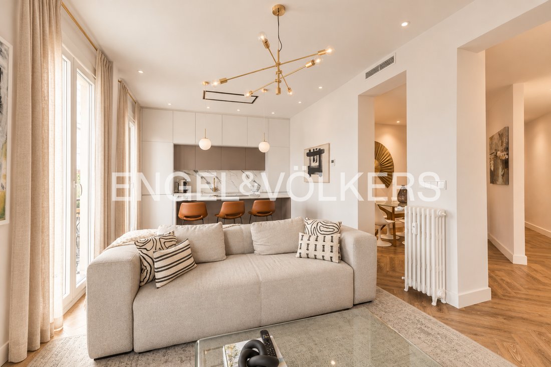 Appartamento a Retiro, Madrid, Spagna 3 - 19126563