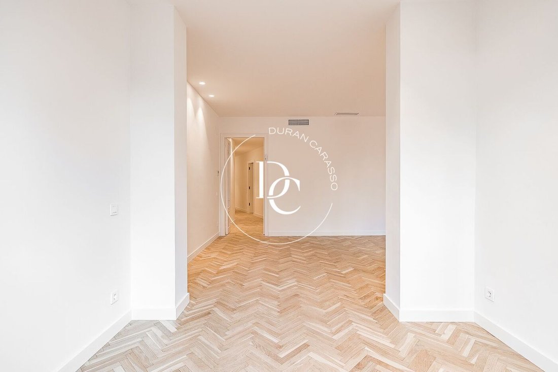 Apartamento en Eixample, Barcelona, España 5 - 19129275