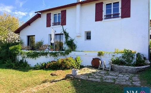Haus in Urt, Neu-Aquitanien, Frankreich 1