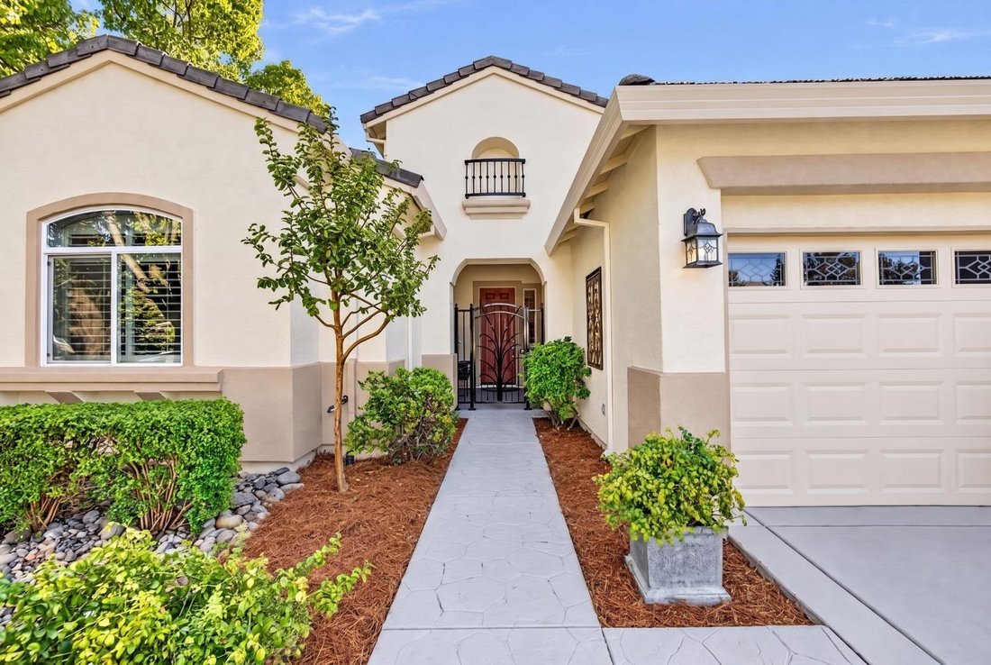 House in Elk Grove, California, United States 4 - 19131280