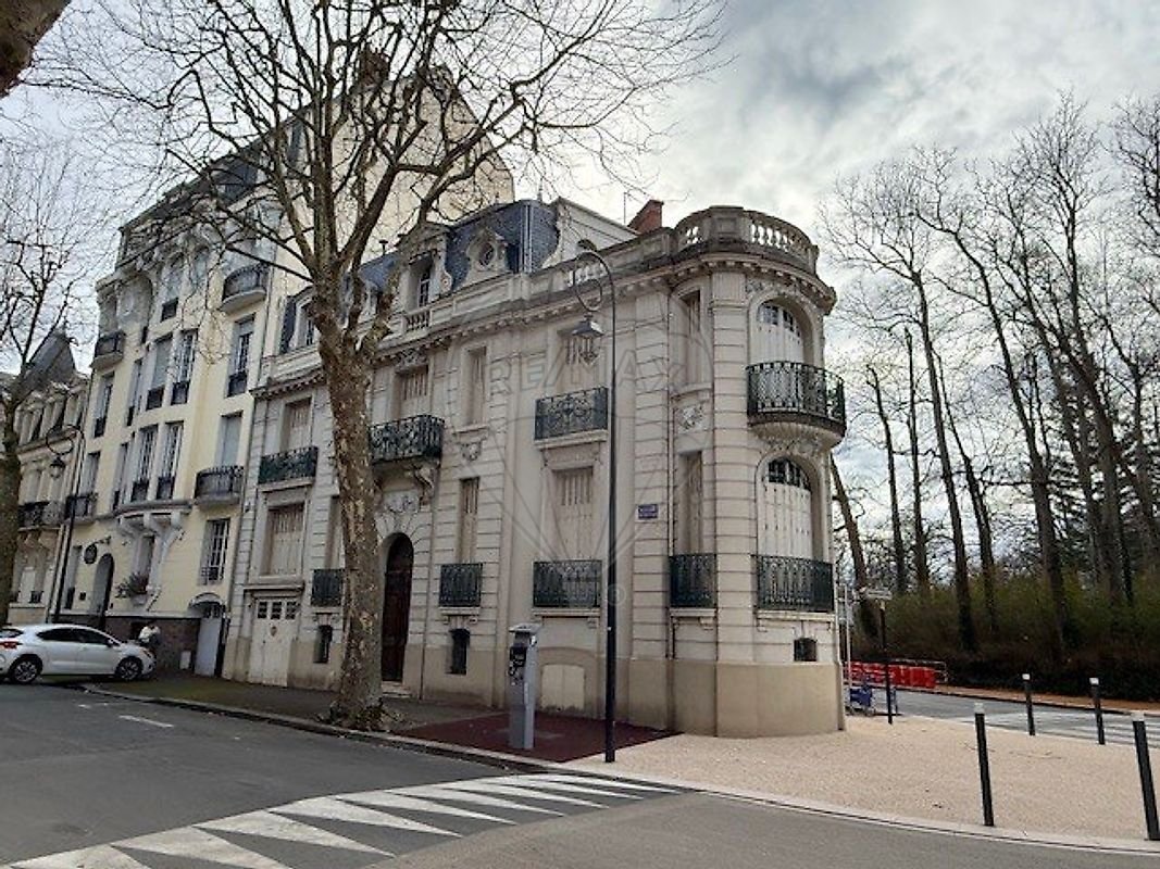 Casa a Marche, Vichy, Francia 1 - 19129433