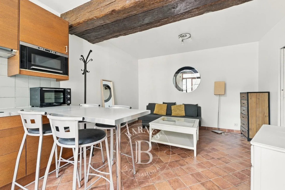 Apartment in Enfants Rouges, Paris 3e Arrondissement, Paris 2 - 19130796