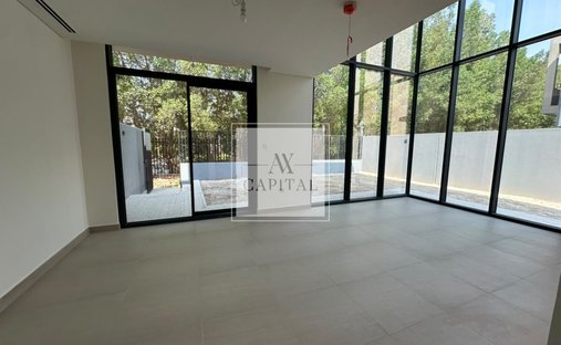Villa in JVC / Jumeirah Village Circle, Dubai, United Arab Emirates 1