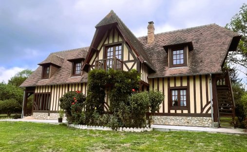 Haus in Est, Lisieux, Frankreich 1