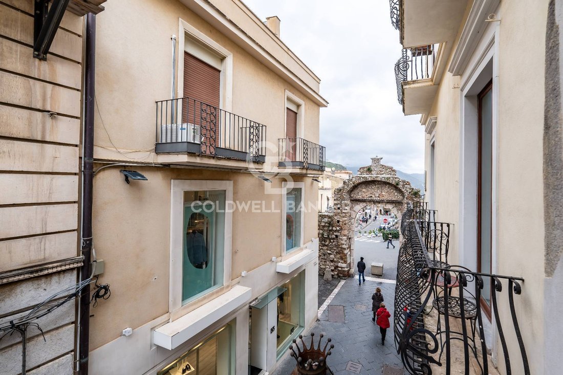 Appartamento a Taormina, Sicilia, Italia 1 - 19127765