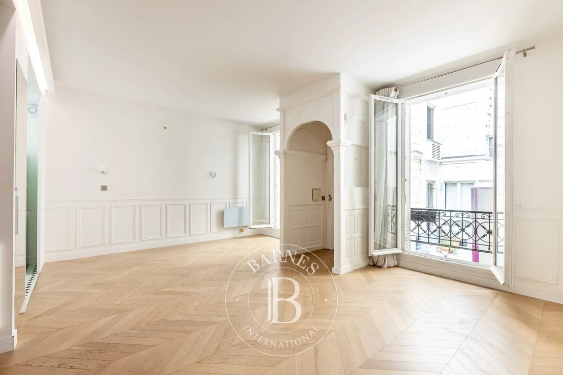Apartment in Batignolles-Cardinet, Paris 17e Arrondissement, Paris 3 - 19125573