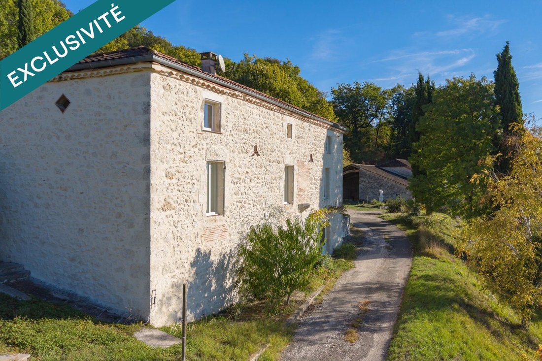 Haus in Hautefage-la-Tour, Neu-Aquitanien, Frankreich 1 - 19050329
