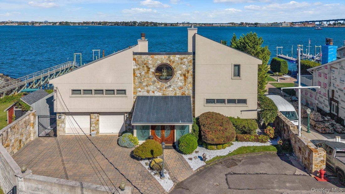 House in New York, New York, United States 2 - 19124902