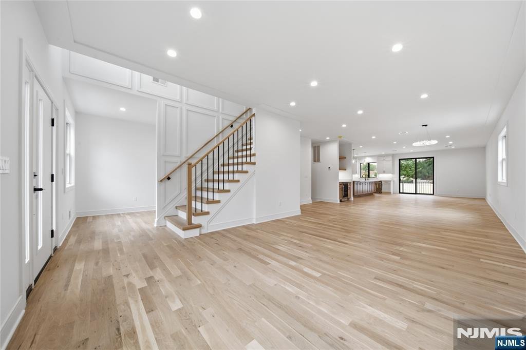 House in Fair Lawn, New Jersey, United States 5 - 19123395