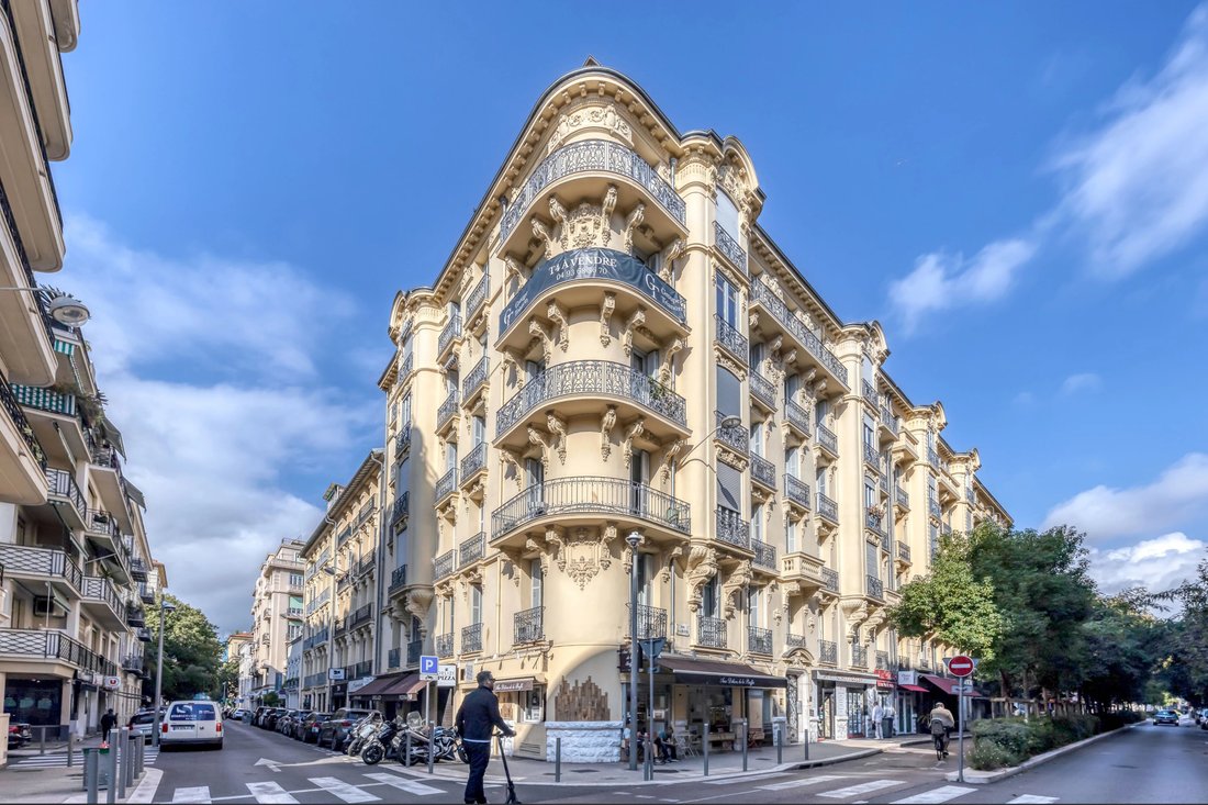Wohnung in Nizza, Provence-Alpes-Côte d'Azur, Frankreich 2 - 19129103