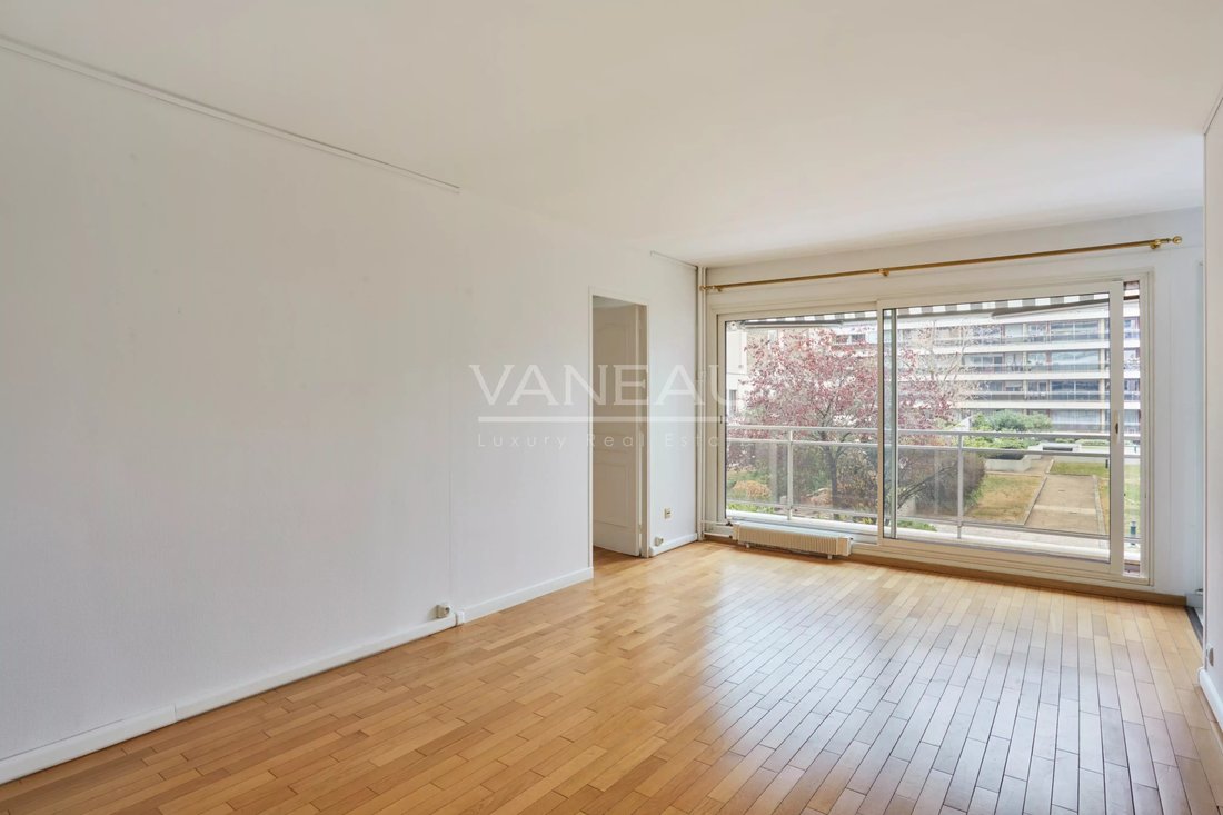 Apartment in Violet Commerce, Paris 15e Arrondissement, Paris 5 - 19130998