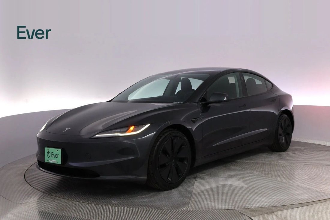 Sedan in San Francisco, CA, United States 2 - 19064775