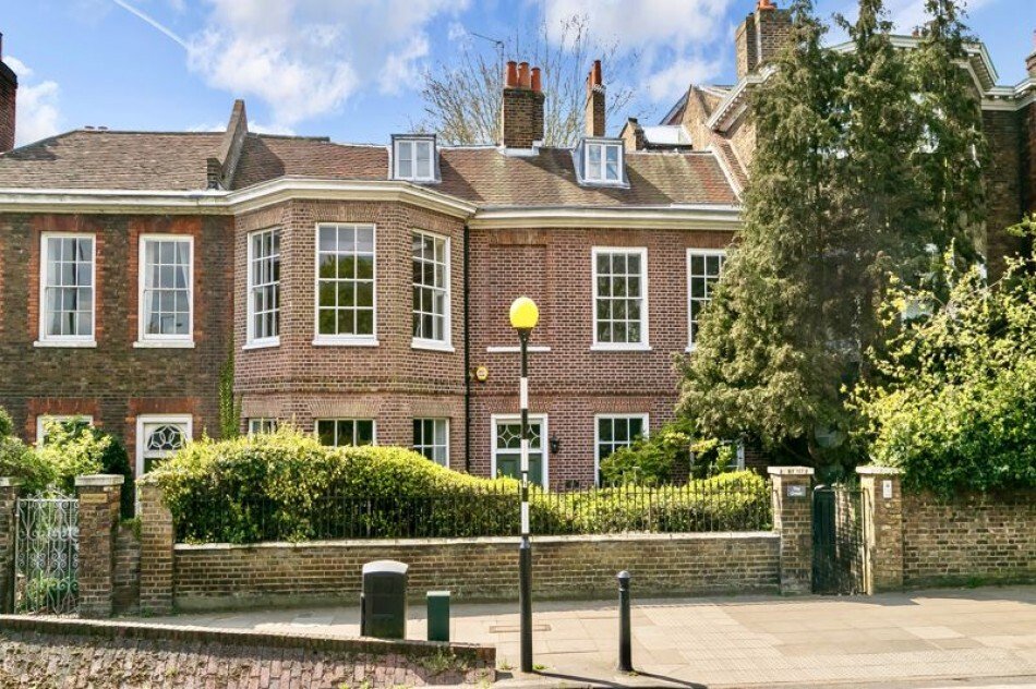 House in East Molesey, Elmbridge, England 1 - 19128453