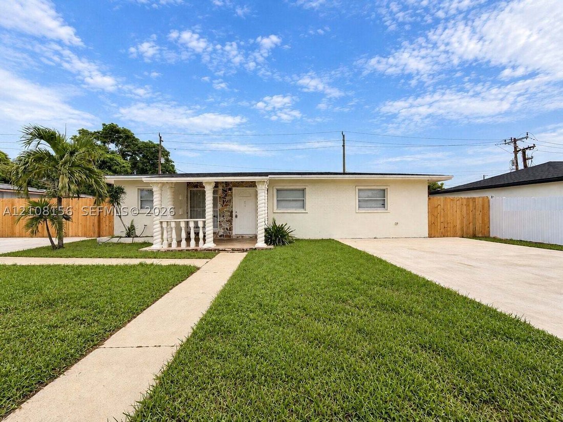 Maison à Miami Gardens, Floride, États-Unis 1 - 19125248