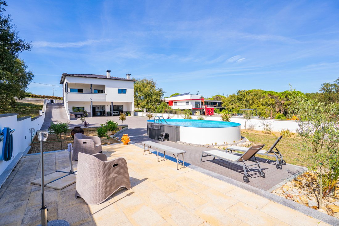 Villa in Parceiros e Azoia, Leiria, Portugal 3 - 19129127