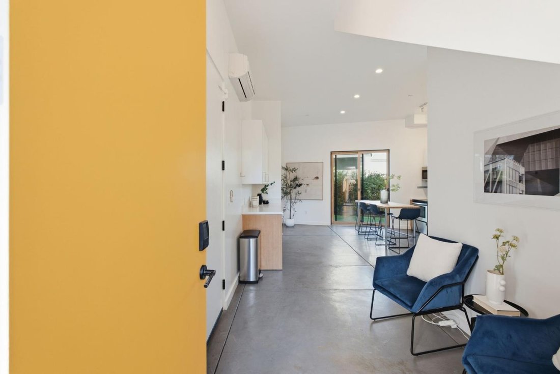 Condo in Oakland, California, United States 5 - 19133637