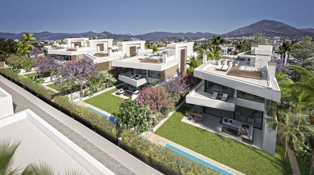 Villa in Puerto Banus, Marbella, Spain 3 - 19122640