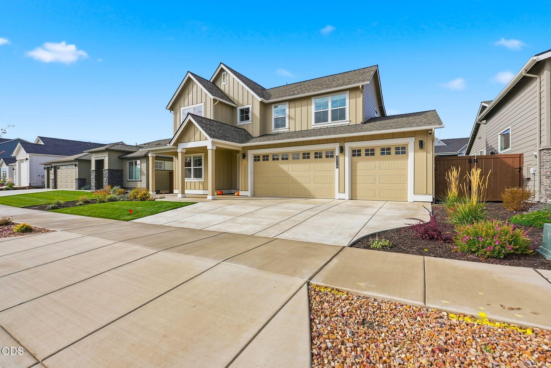 House in Bend, Oregon, United States 2 - 19124016