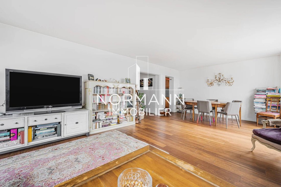 Apartamento en Puteaux, Isla de Francia, Francia 4 - 19126557