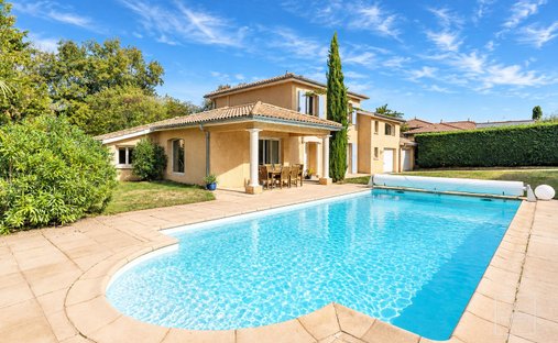 Villa à Dommartin, Auvergne-Rhône-Alpes, France 1