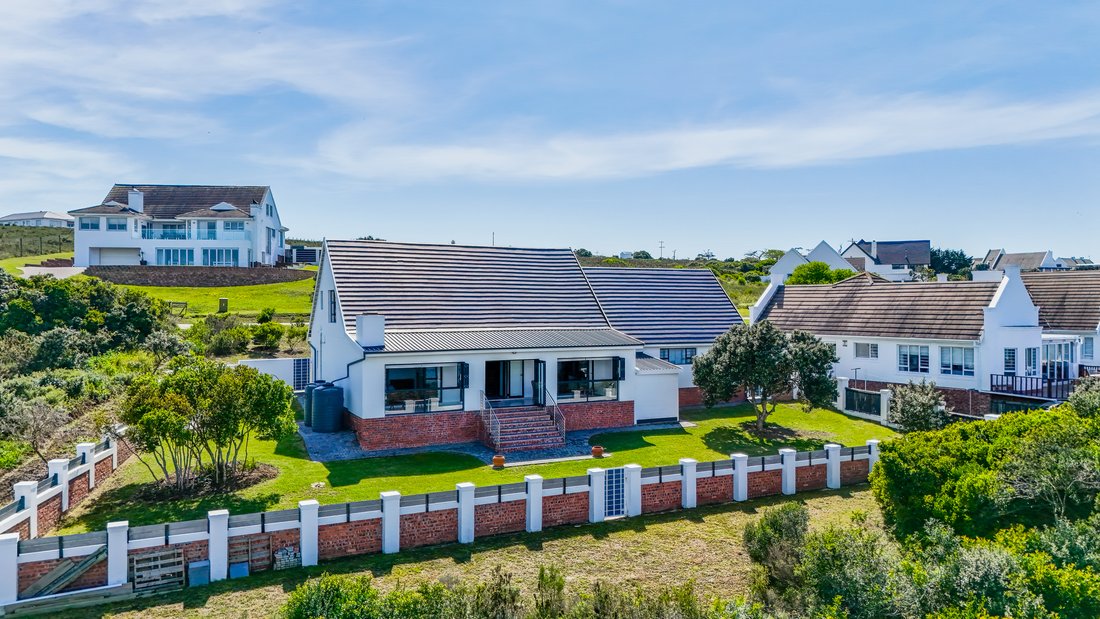 Country House in Kouga Local Municipality, Eastern Cape, South Africa 1 - 19135133