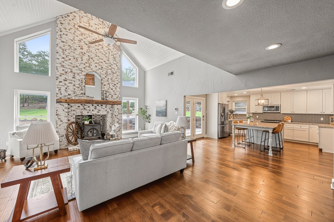 House in Lantana, Texas, United States 1 - 19123408