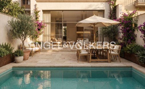 House in Sants-Montjuic, Barcelona, Spain 1